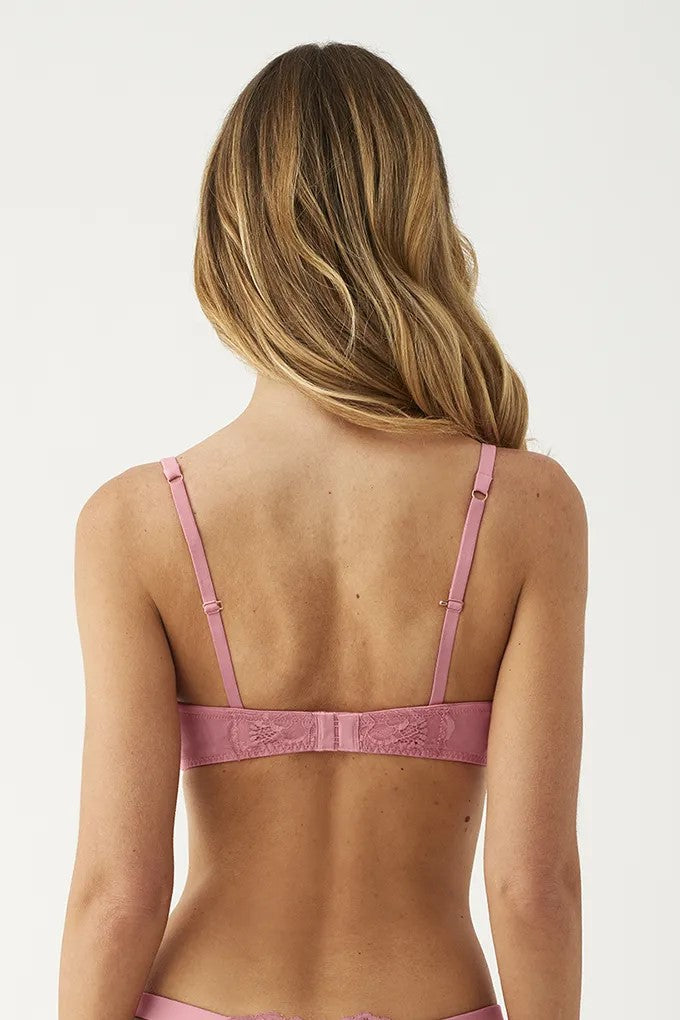 Conjunto rendado push-up copa B Rosa