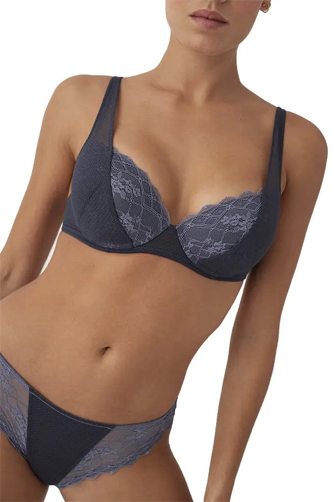 Conjunto interior push-up asa delta copa B Cinza